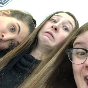 Meet your Posher, Madalyn